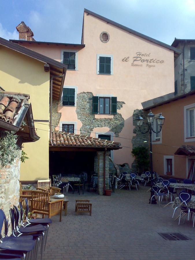 Il Portico Hotel Carrosio Buitenkant foto